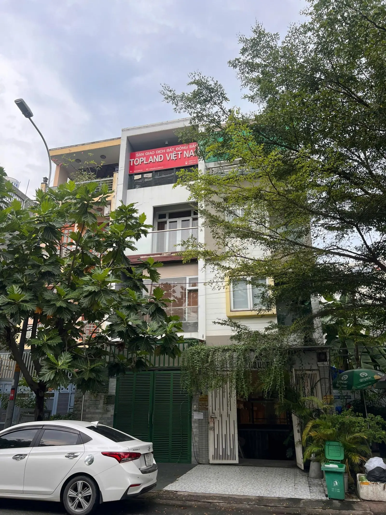 21.8 tỷ sở hữu - nhà mt đường bùi tá hán - an phú -quận 2 - dt: 4 x 20m -hầm 3 lầu đẹp