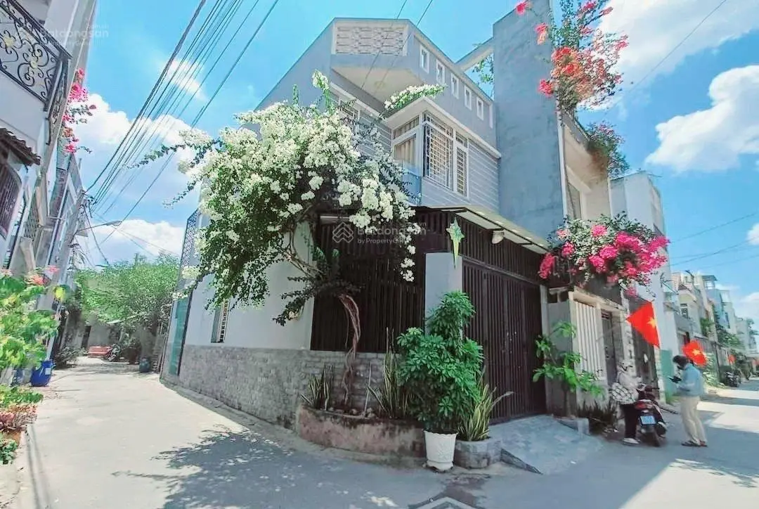 Hàng hiếm - căn góc 2 mặt tiền nhà 2 lầu siêu đẹp DT 70m2, khu bàn cờ đường nhựa 5m