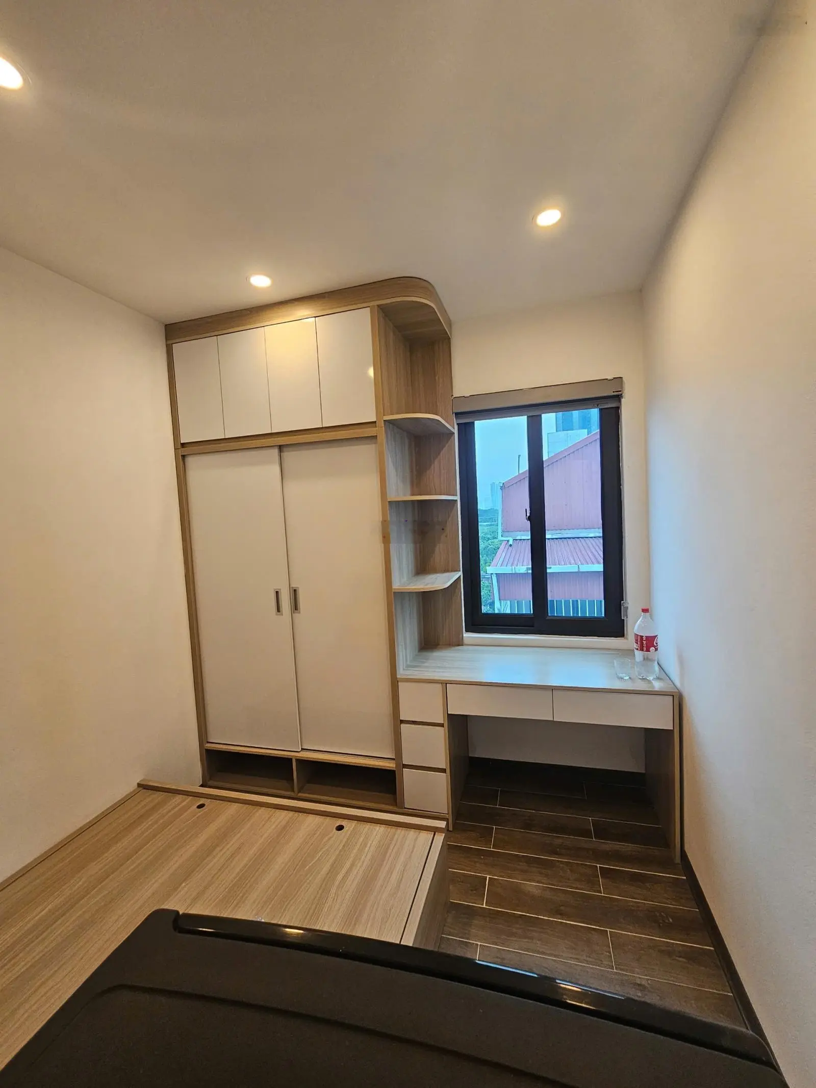Cần bán gấp nhà dòng tiền cao phố Xuân Đỉnh 100m, 7T, lô góc, 28 P khép kín đủ đồ, thang máy giá tố