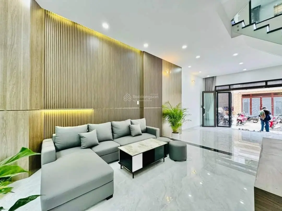 Nhà mới 4 tầng, hẻm 10m. Gần cầu An Lộc, Hà Huy Giáp. Cách Gò Vấp 200m