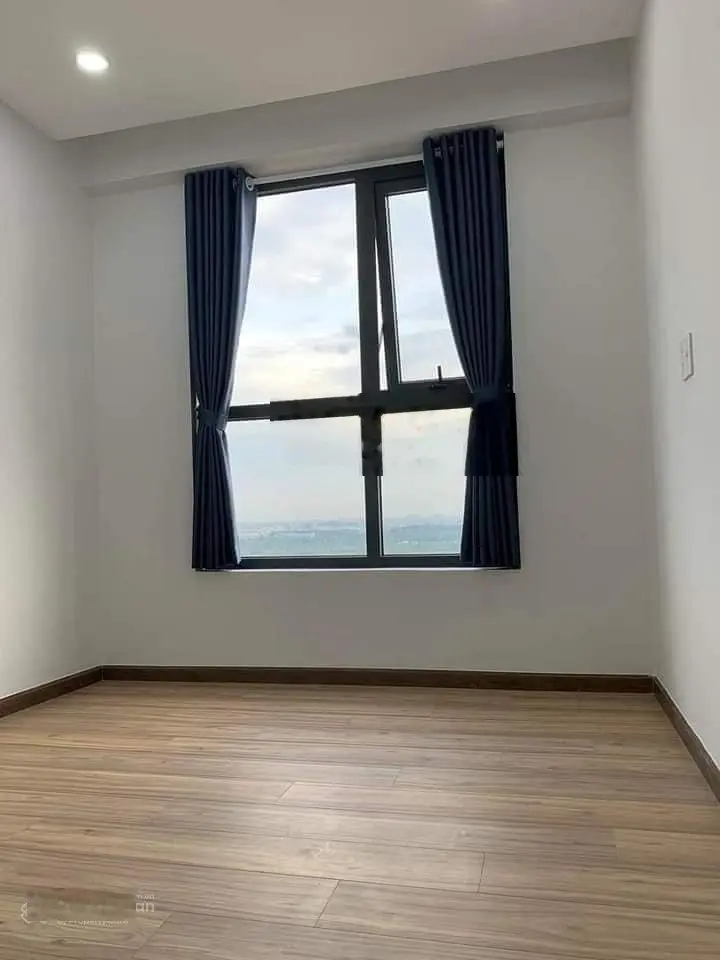 Chủ ngộp bank 800tr bán gấp - Bcons Green View 2PN - 2WC 51m2 chỉ 1 tỷ 550tr