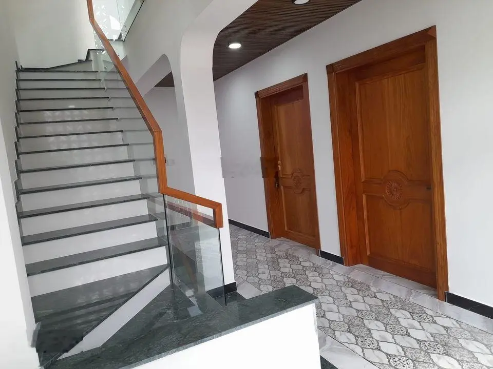 Bán nhanh nhà Khuông Việt, Tân Phú, 126m2, 1T3L, đang cho thuê làm văn phòng, hẻm to 4,5m