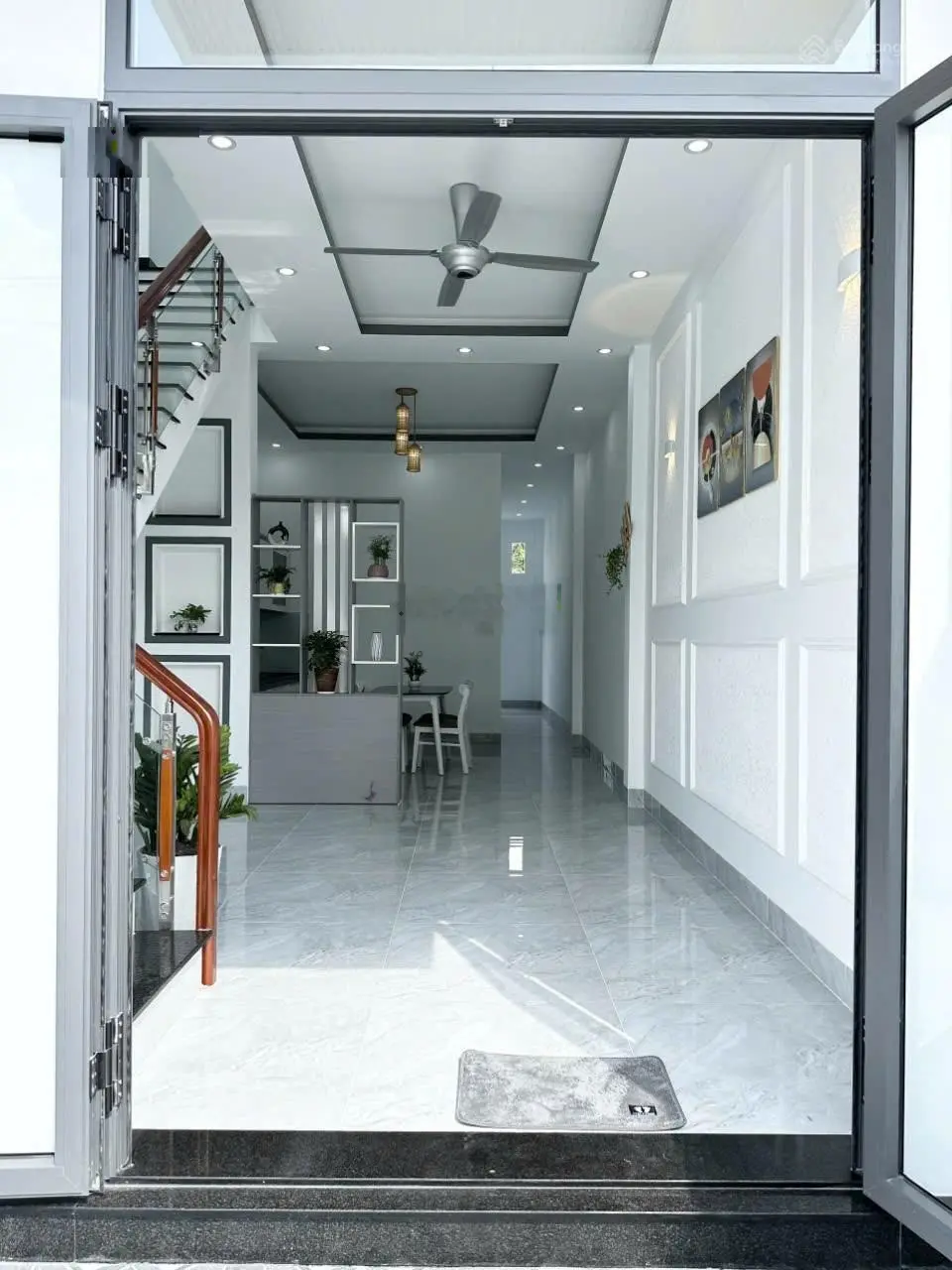 Nhà ở khu đẹp chợ Tương Bình Hiệp
