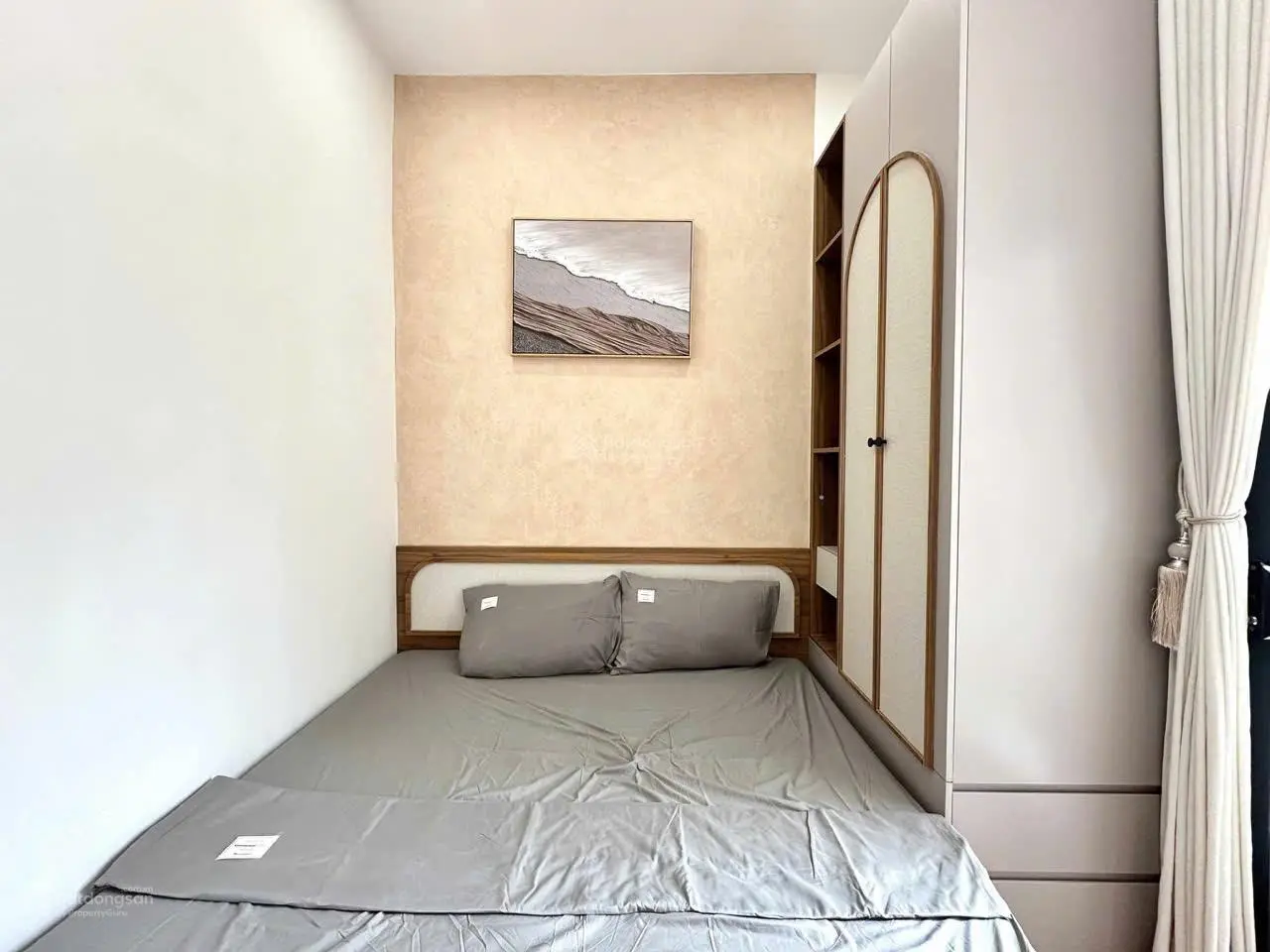 Nhà 2tầng 2pn 18m2 shr hoàn công đủ giá 2,6tỷ lh 0949351891 mr toan