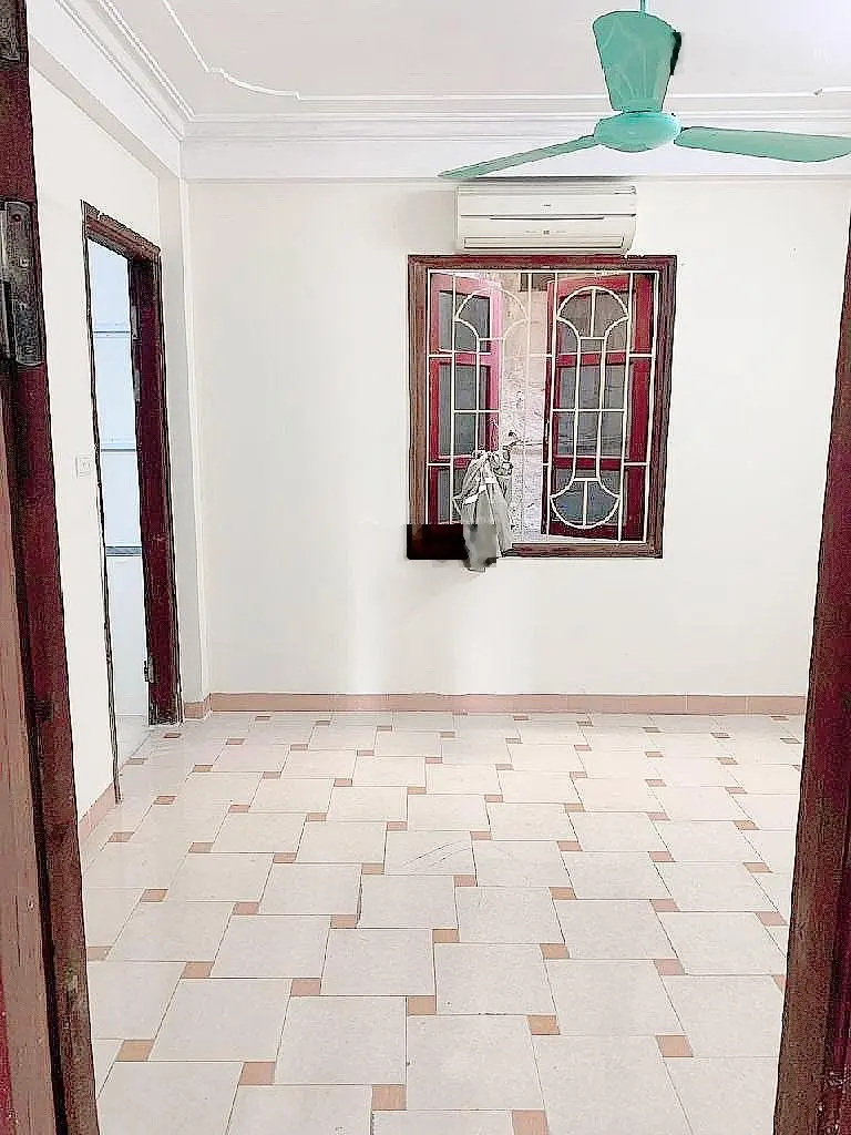1,2 tỷ Cầu Giấy. 45m2, nhỏ xinh trung tâm quận. Hiếm có