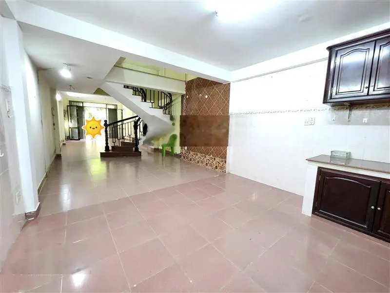 HIẾM! Đường 12m có vỉa hè Chu Văn An, ngang 4m, 72m2, 5 tầng, cho thuê 40tr/tháng
