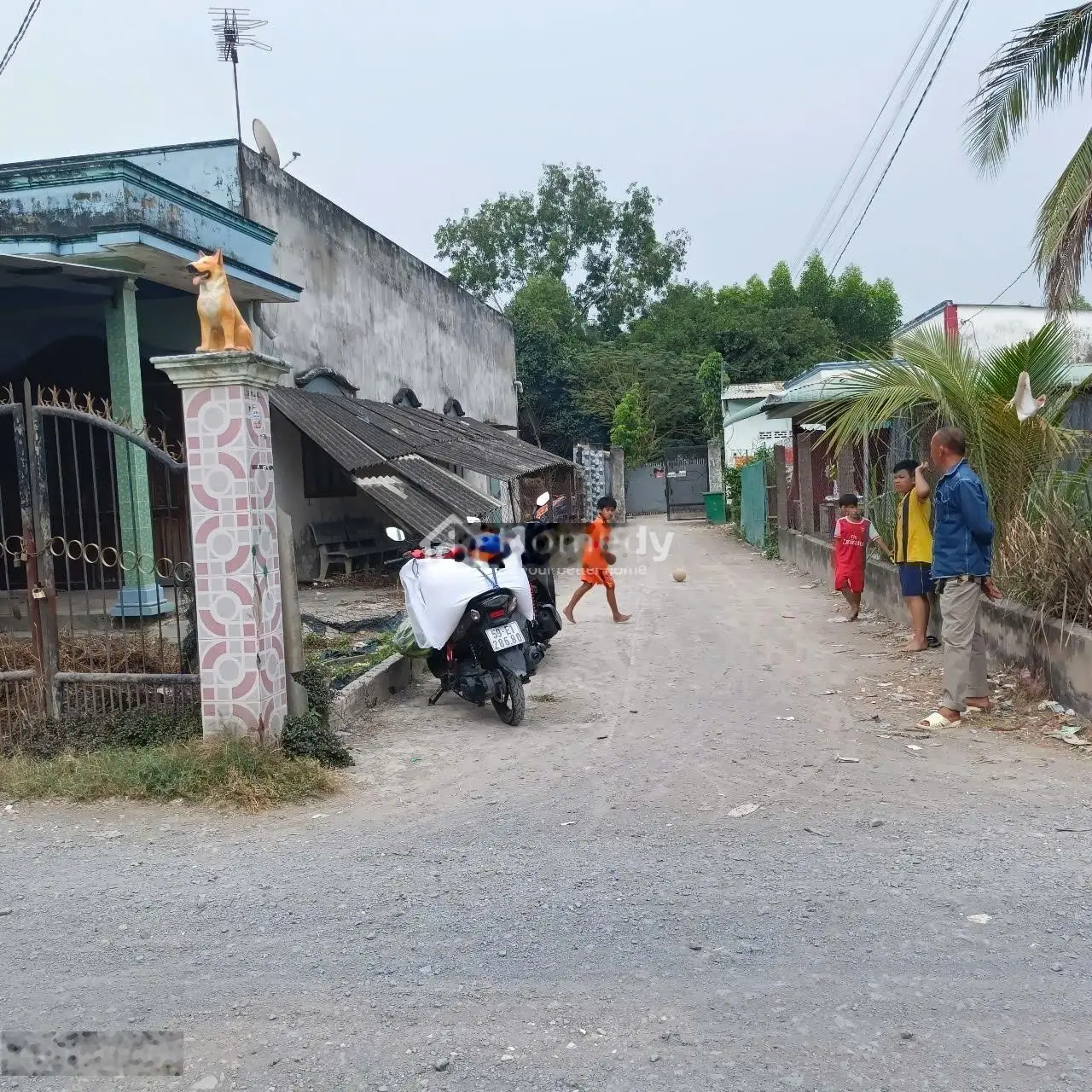 Kẹt tiền làm ăn,cần ra gấp nhà cấp 4 - 7 x 22,ngay ngã tư bình nhựt,huyện bến lức