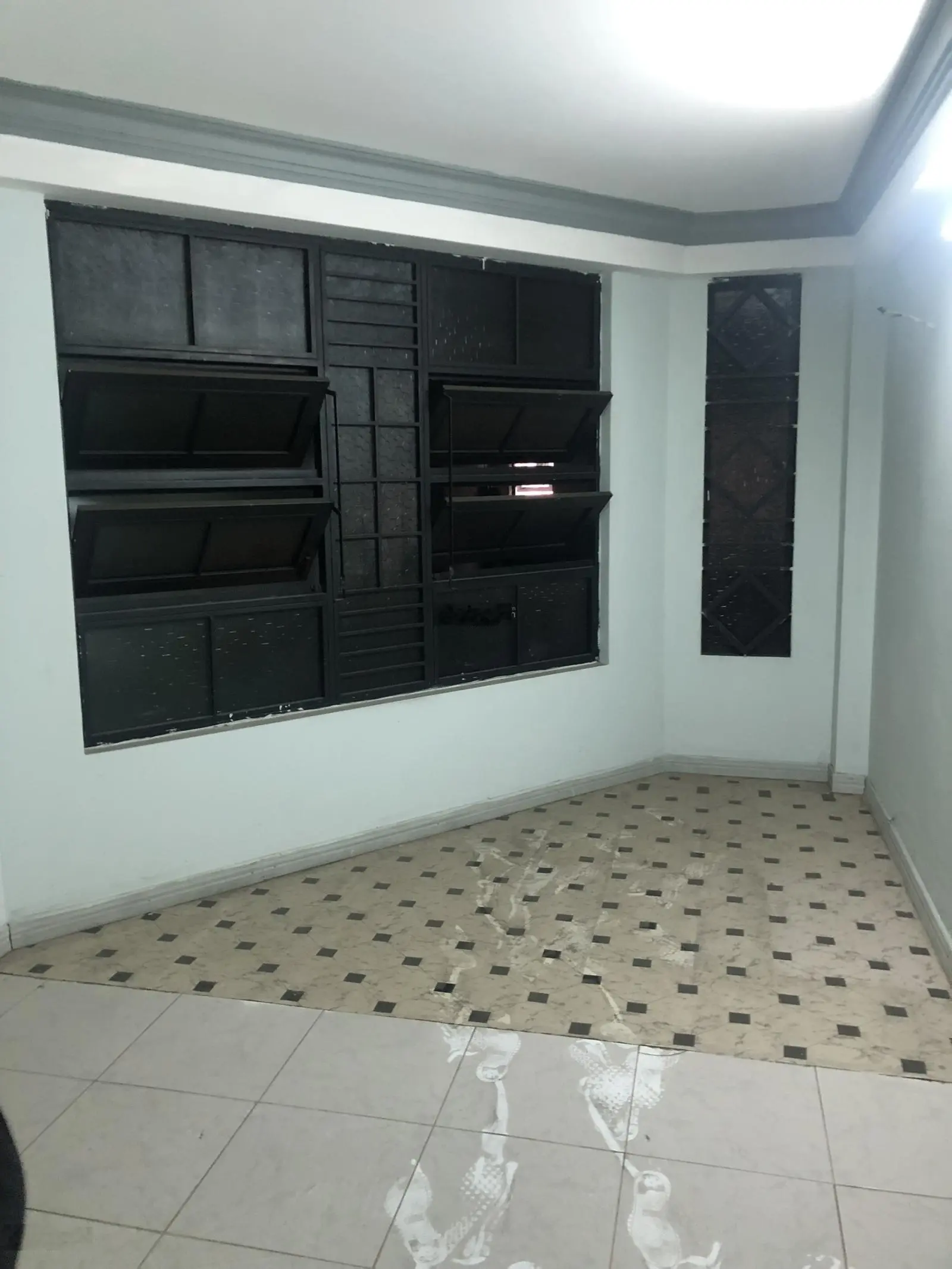Bán nhà MT Lạc Long Quân Phường 10 Quận Tân Bình, giá 8 tỷ 45m2