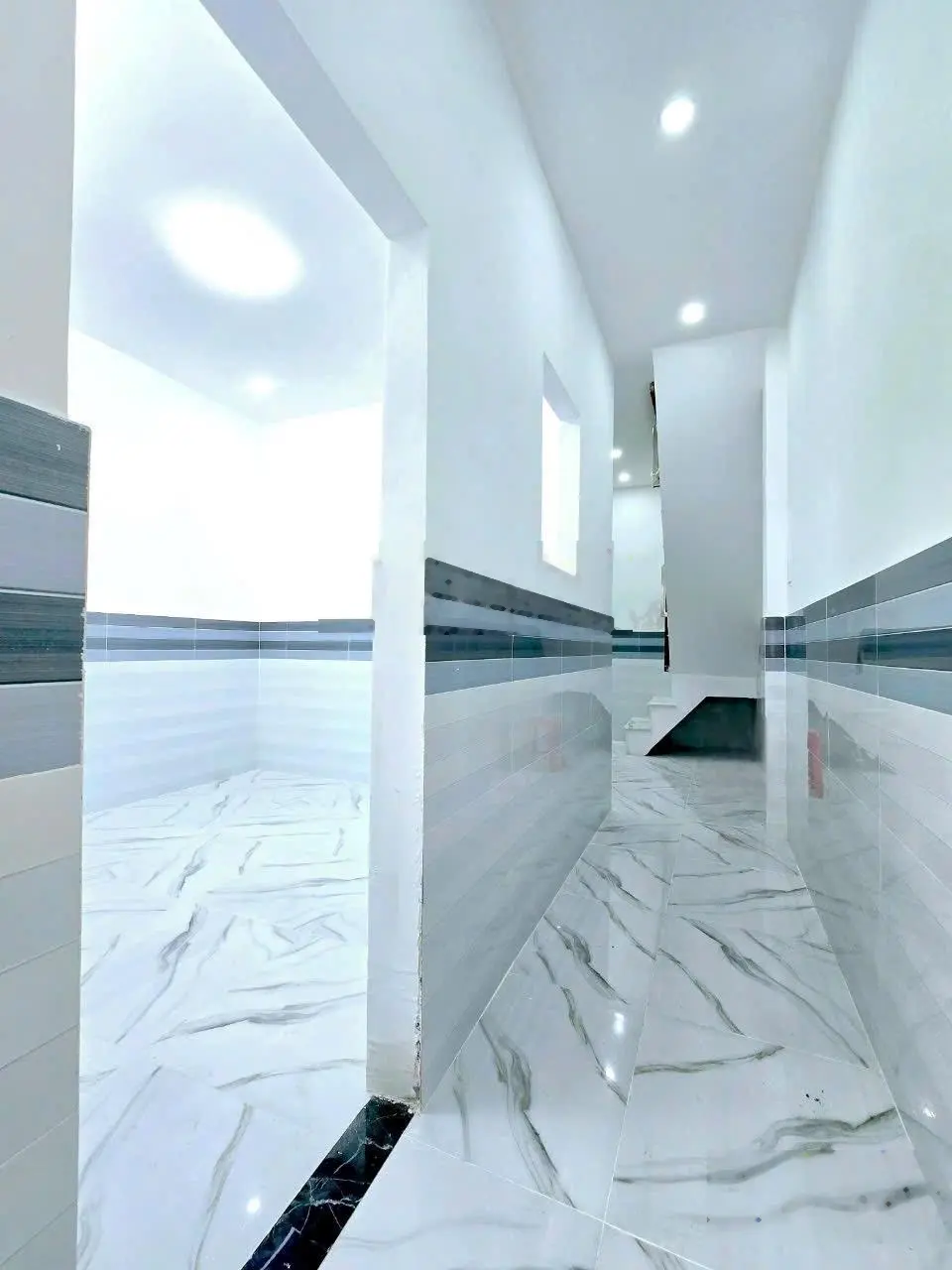 Bán nhà có phòng ở tầng trệt - 48m2 - có sân đậu xe thoải mái