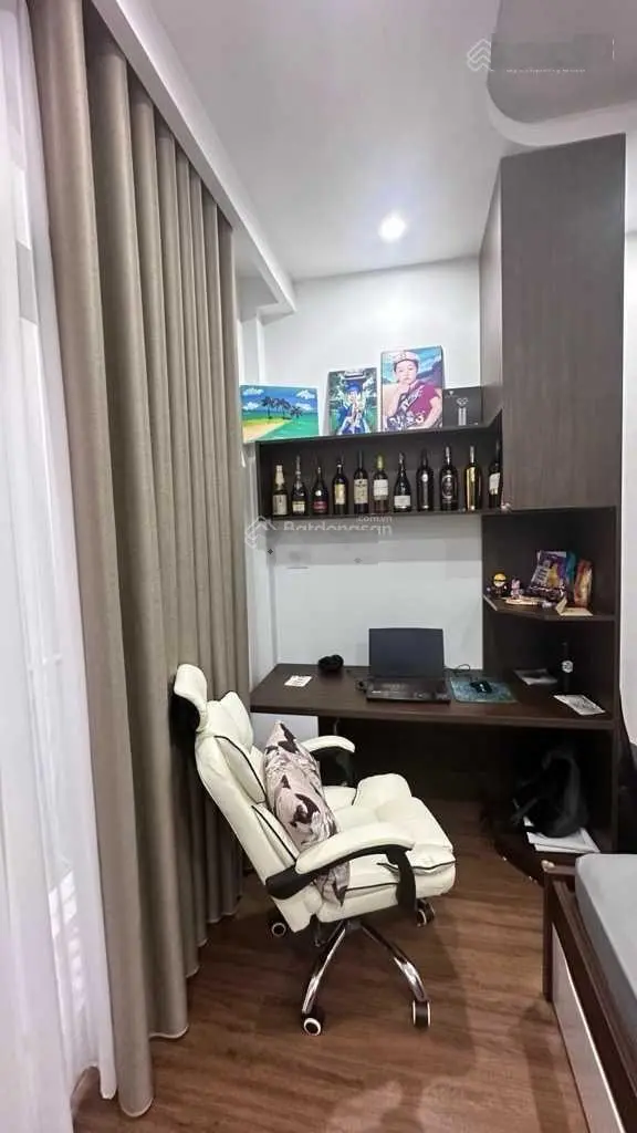 Bán nhà phường Xuân Tảo, gần Kosmo Xuân La. Ngoại giao đoàn, 33m x6tầng, mặt tiền 3,5m, giá 5,9 tỷ