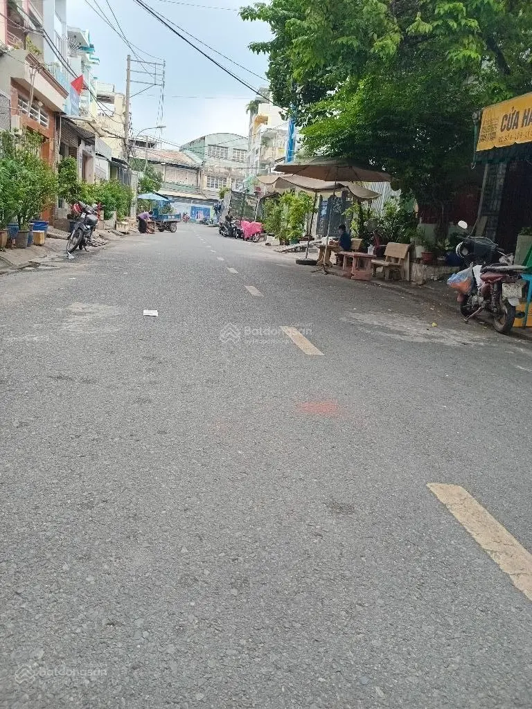 8.9 Tỷ - Khu phân lô- Quận 6- Mặt Tiền Cư Xá Phú Lâm D- 76m2- 4.1*19- Ở hoặc Xây mới.