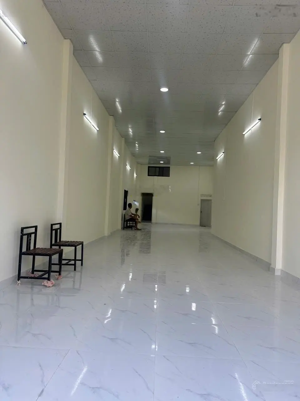 Bán nhà mặt tiền kinh doanh đường rộng 20m giá rẻ nhất thị trường