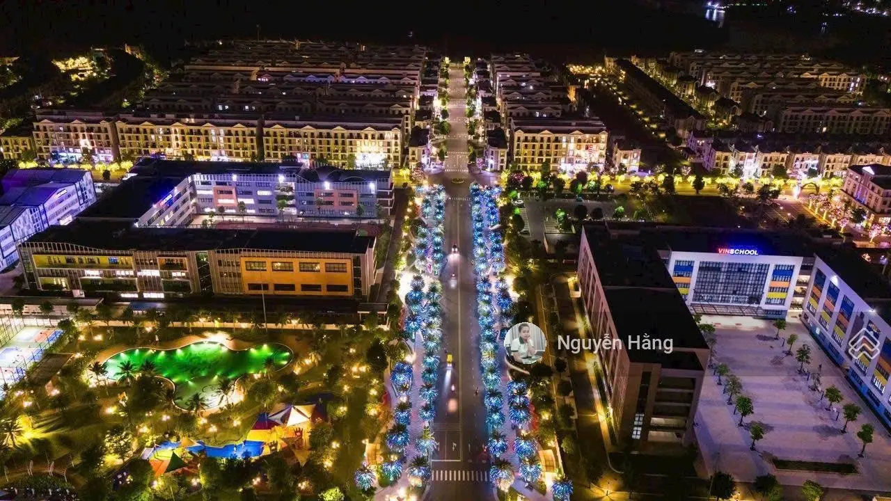 Bán nhà phố Manhattan Glory giá siêu tốt 13,8 tỷ - sổ hồng sở hữu lâu dài - Vinhomes Grand Park