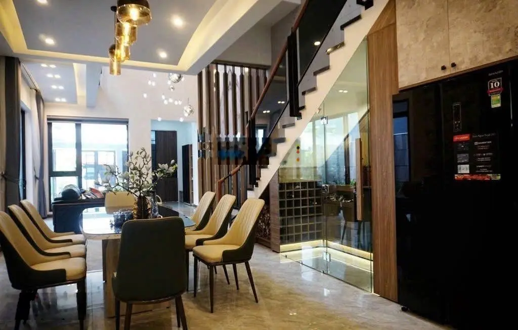 Villa phong cách hiện đại giữa lòng thành phố, vị trí Vip Phú Xuân 4 Đà Nẵng, 12 tỷ 700 hot