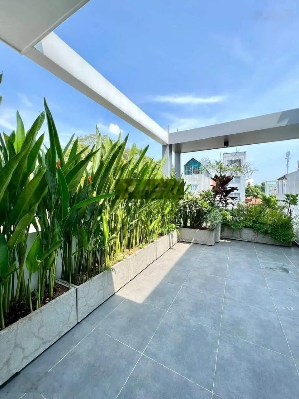 Hàng hiếm giá ngộp Tân Hưng, Quận 7. Giá 3,68TỶ / DT : 5m x 13,8m - Sân thượng rộng, sổ hồng sẵn.