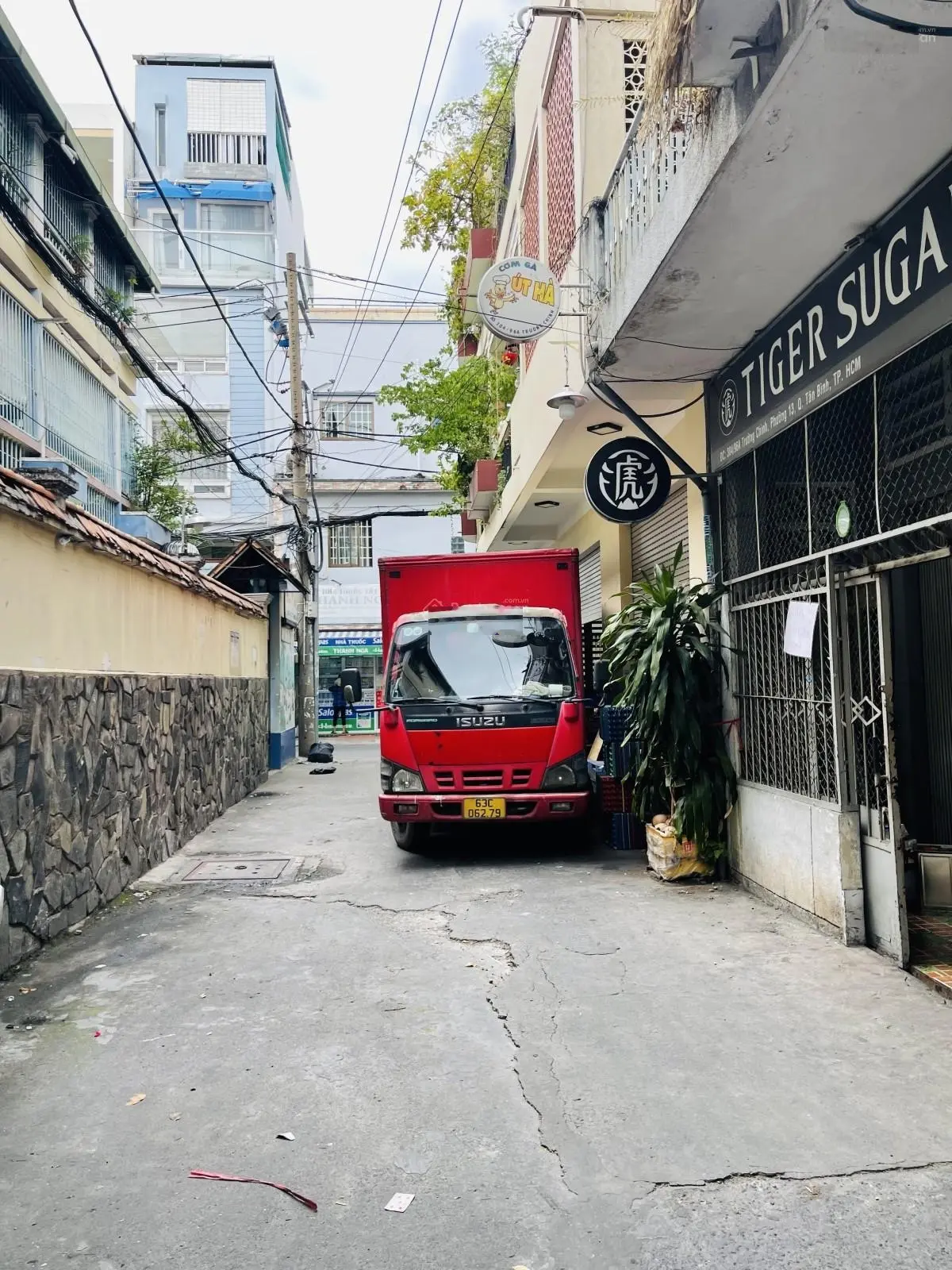 Ngợp giảm sâu 5tỷ bán nhà hẻm ôtô vào nhà vip Hoàng Hoa Thám P13 Tân Bình, 90m2 ngang 4.3m, chỉ 8tỷ