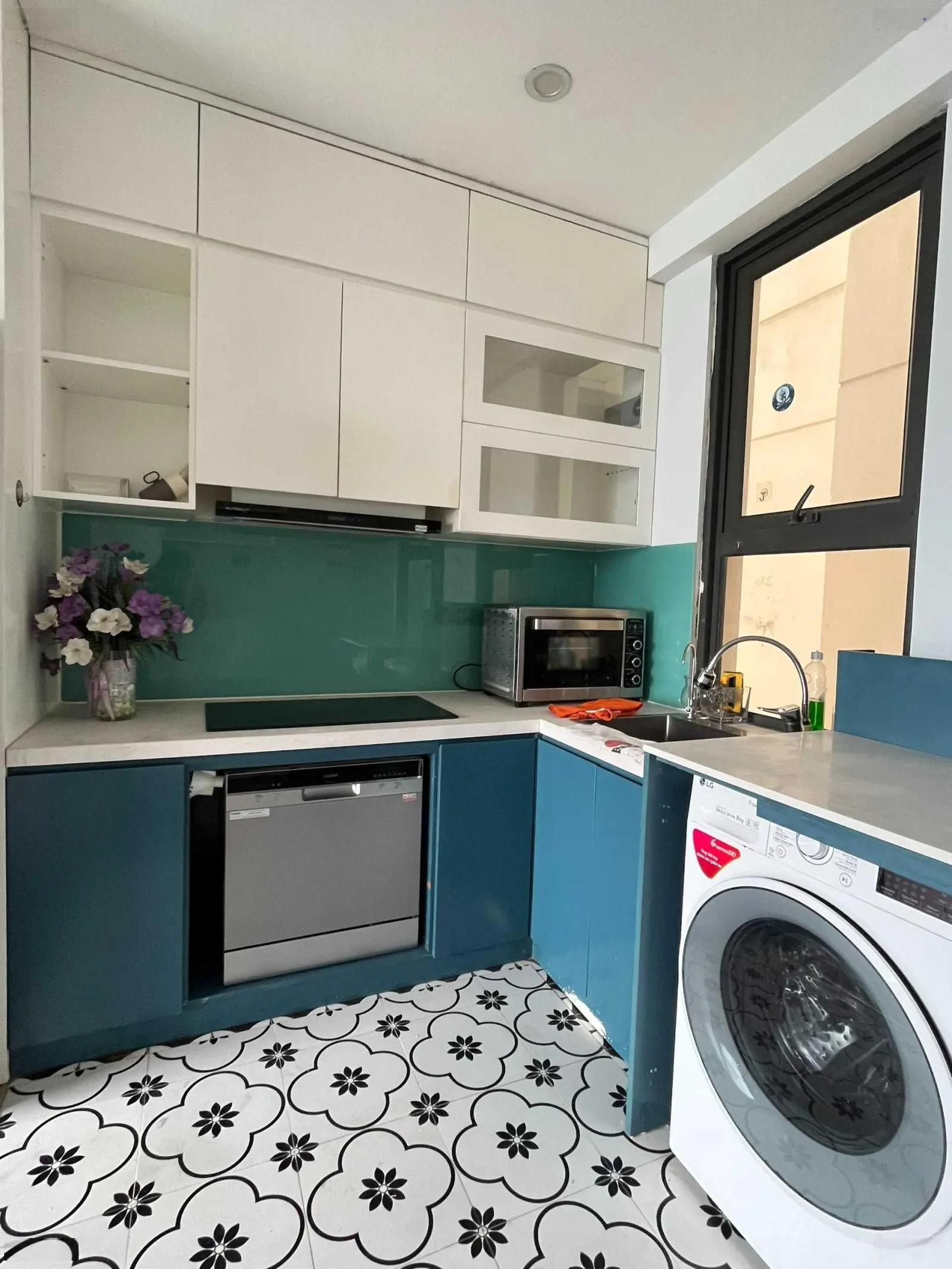 (Đồ như ảnh) bán 2PN 1WC căn góc 60m2 chỉ 3.6 tỷ - Vinhomes D'Capitale Trần Duy Hưng