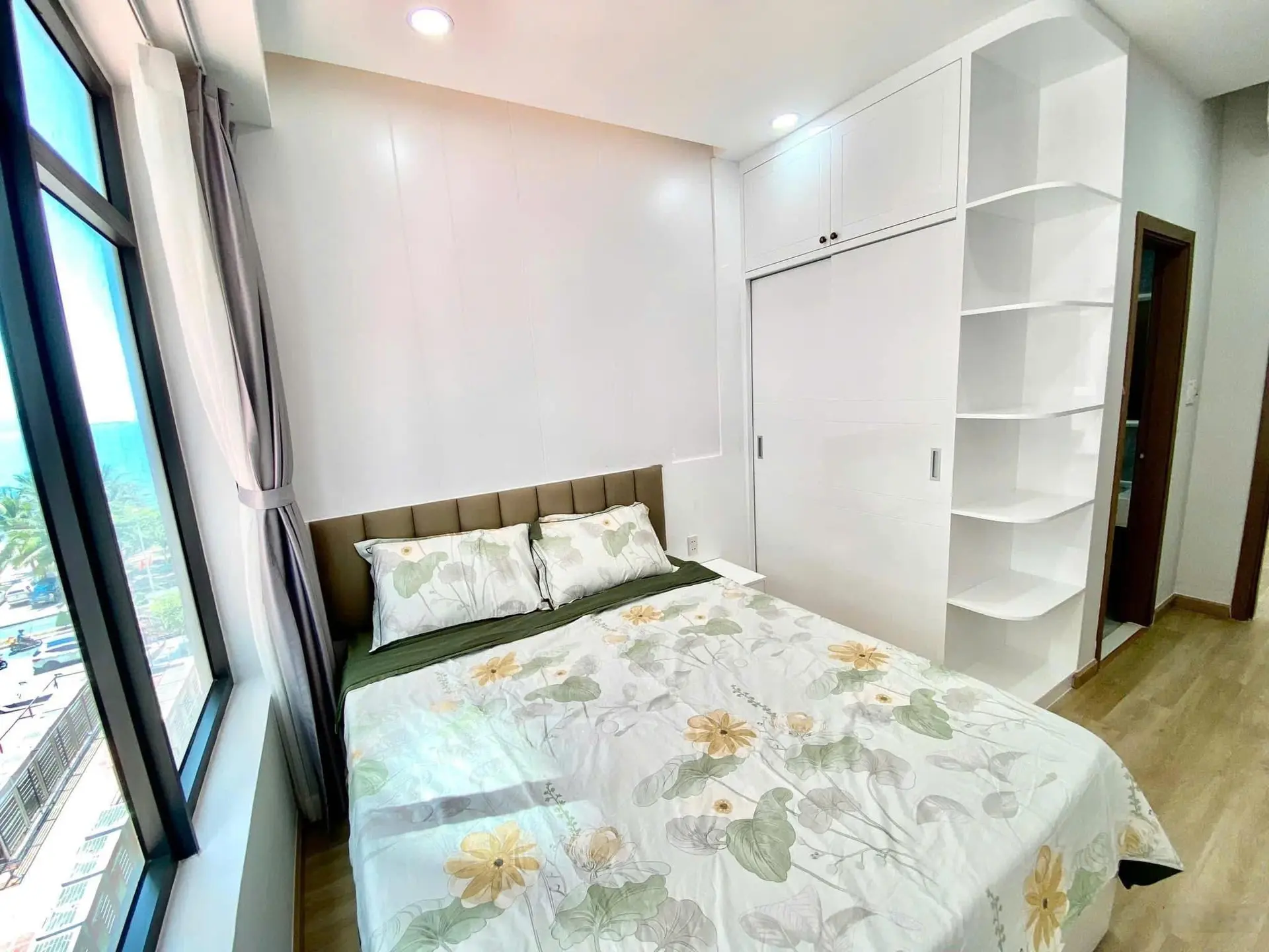 Bán căn góc Mường Thanh Viễn Triều, , Nha Trang, căn 520 toà 1B giá 2tỷ 280, 67m2, Full nội thất