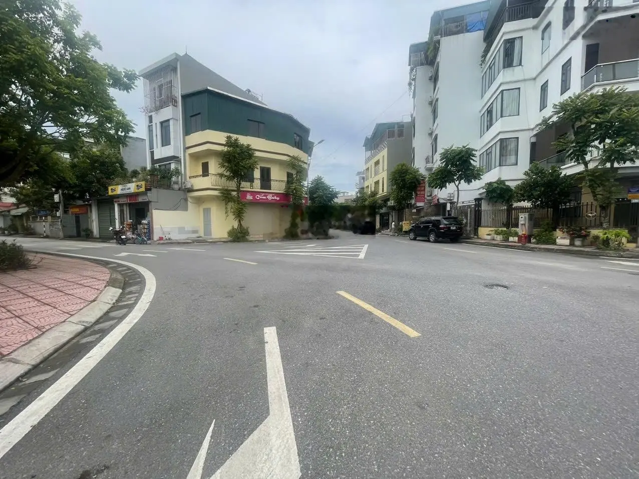 Xuân Đỗ, Long Biên, ô tô vào đất - chia lô đẹp, 15m ra ô tô tránh, an sinh tốt, tiện ích ngập tràn