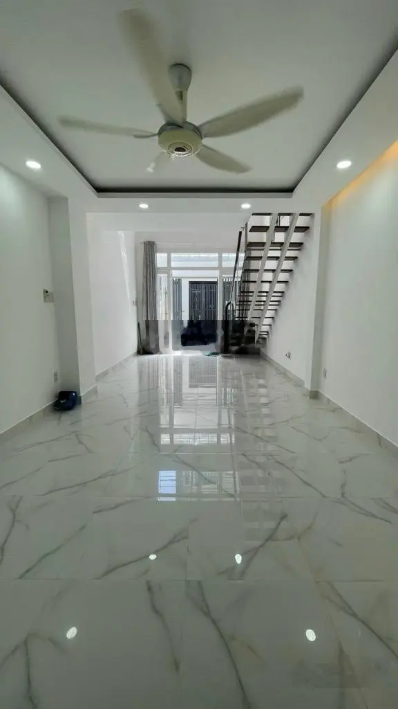 Bán nhà đường Điện Biên Phủ Quận 10 - 50m2 - 3 tầng btct - hẻm 4m - giá chỉ 6,x tỷ