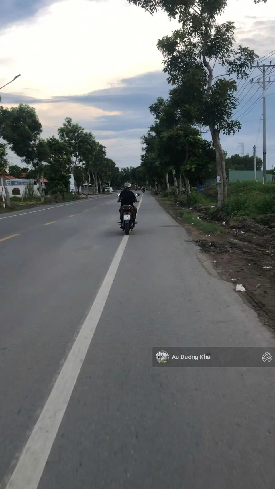 bán lô đất lớn thích hơp làm nhà vườn ngỉ dưỡng,Cần Đước, Long An,DT 200m2/730tr,SHR, đường lớn
