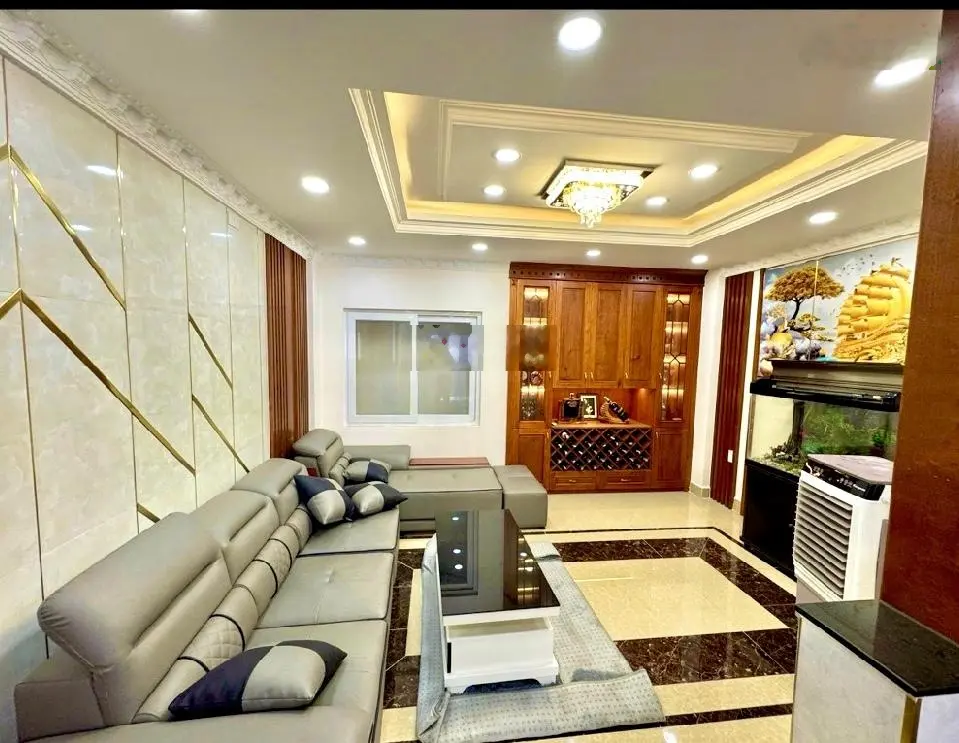 Tìm chủ mới - ngay Vạn Phúc City - giảm 1 tỷ - nhà mới đẹp 5 lầu đường 8m - chỉ 9 tỷ nhỉnh TL