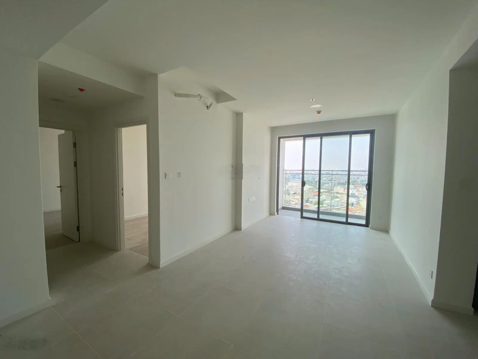 Full rổ hàng cđt kusto home và sang nhượng urban green. htls 2-3 năm. tặng 150-500tr và 3 năm pql.