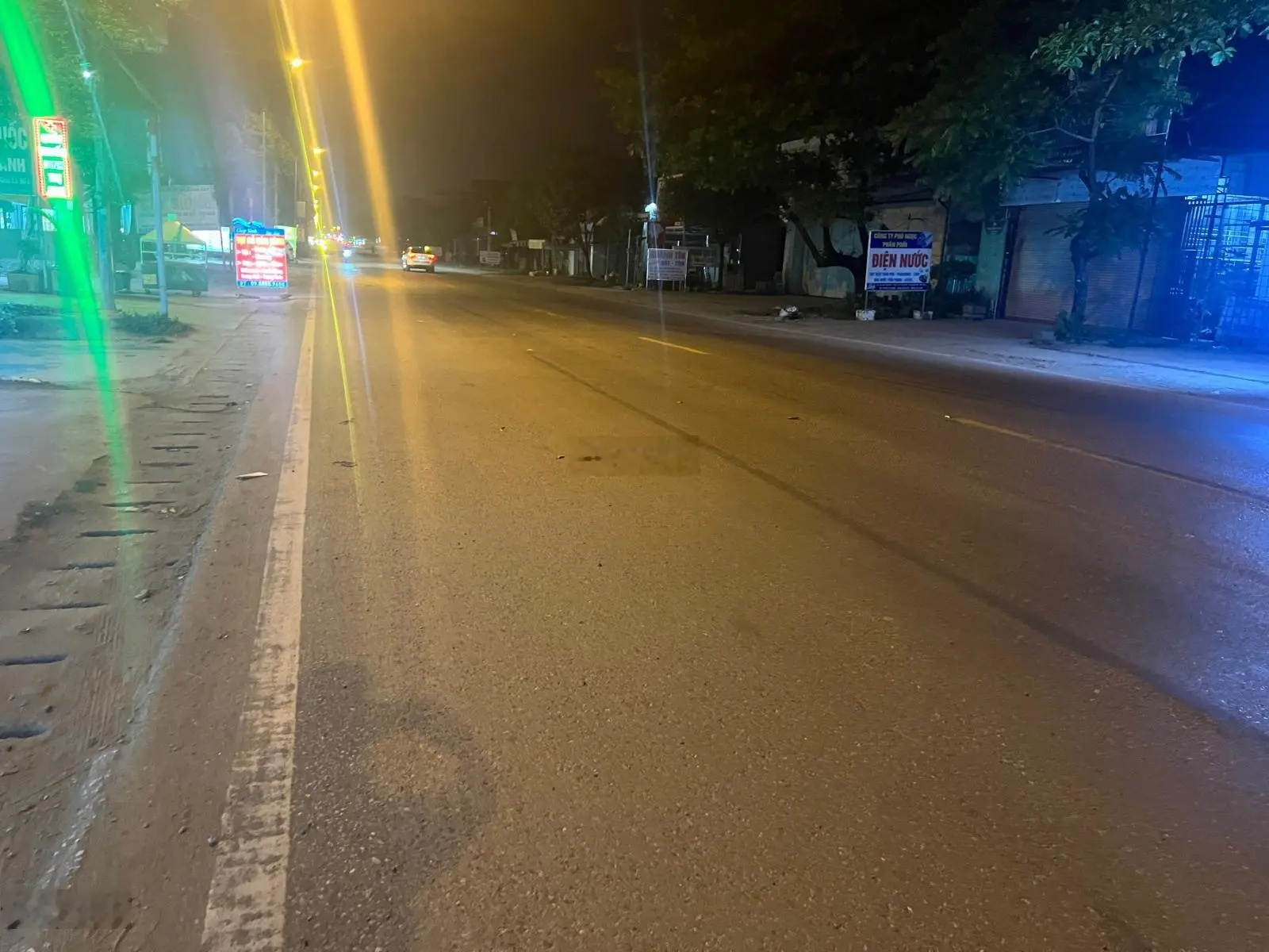 Bán đất 130m2 thổ cư, mặt đường thôn Cổ Rùa, Phú Mãn, Quốc Oai. Mặt tiền 5,6m, giá tốt