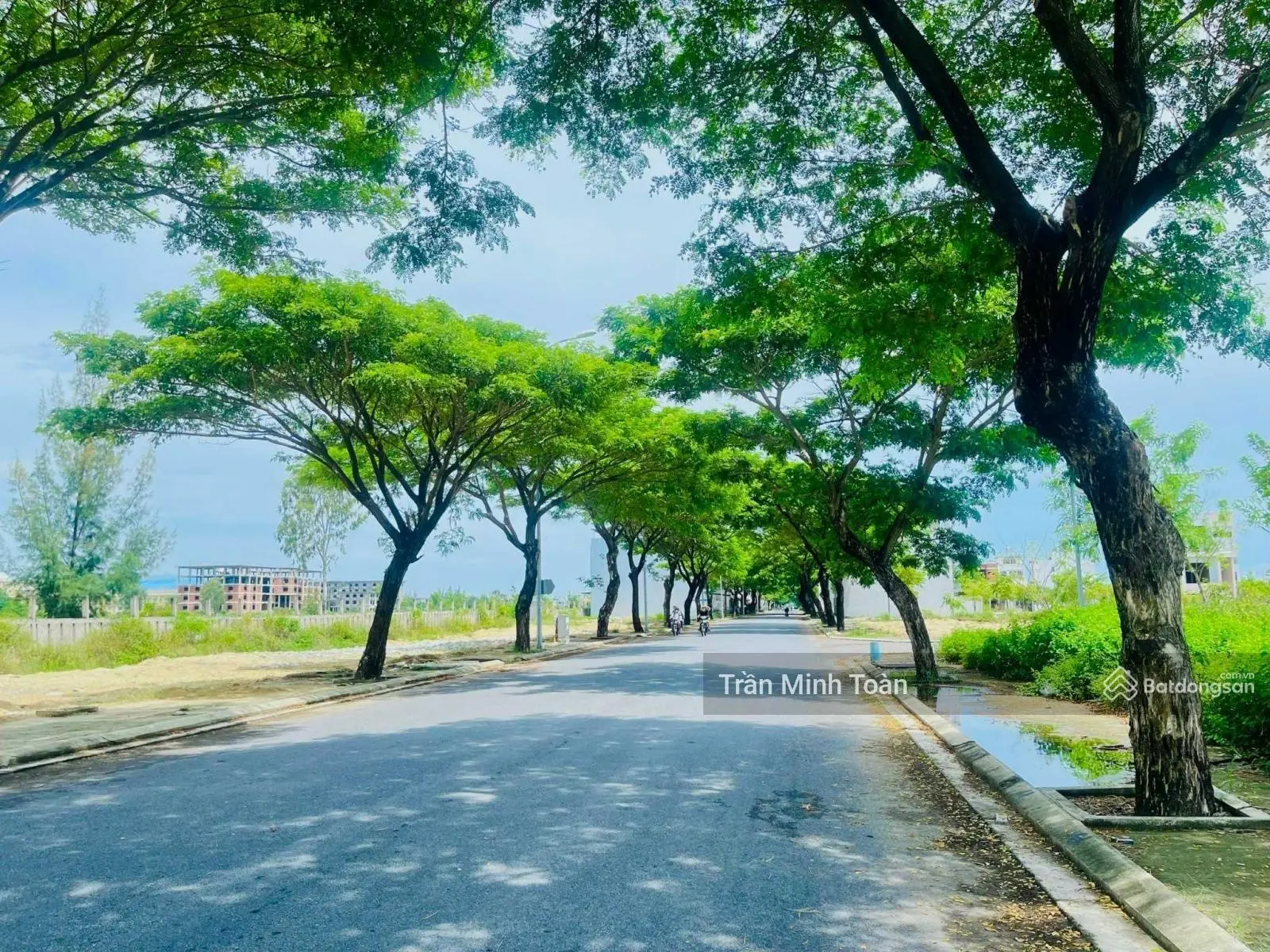 Chào bán lô đất trục thông dài, lô sạch ko cống tủ giá 2tỷ950