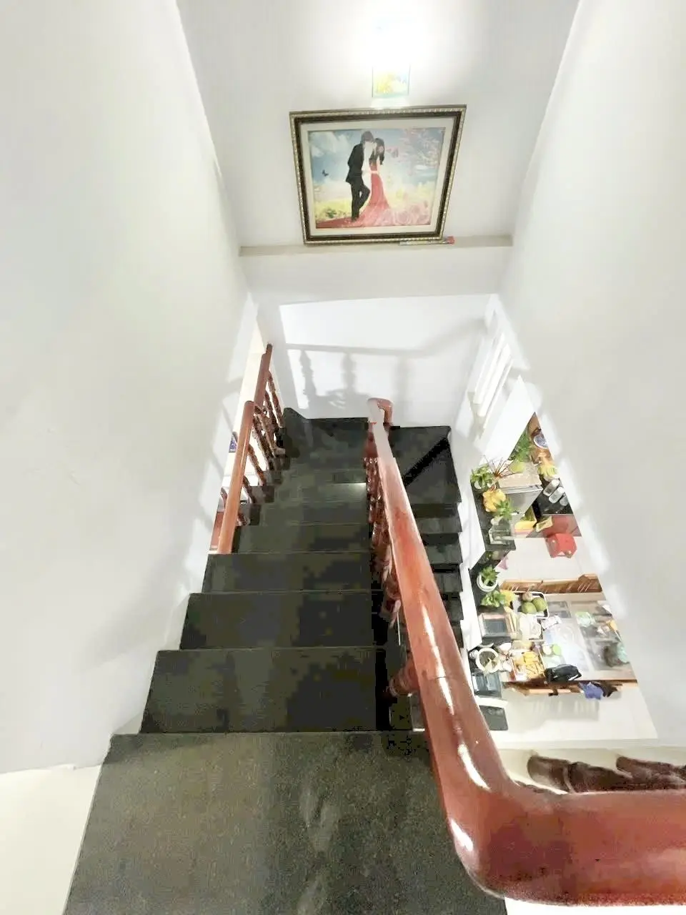 Cần bán nhà lầu trệt ngay ngã 3 cây điệp đường đỗ tấn phong vào 50M phường tân đông hiệp