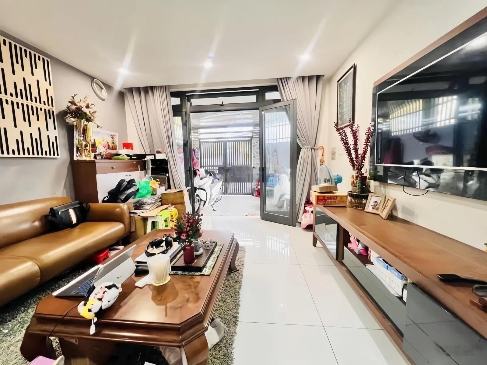 Chủ cần tiền bán gấp nhà hẻm xe hơi Lãnh Binh Thăng, P. 11, Q. 11 - Giá 3tỷ080/80m2, gần Lotte Mart