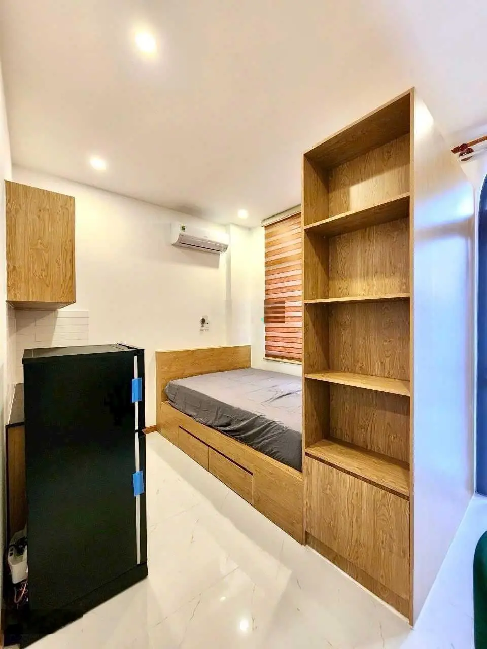 Nhà MTKD Đỗ Thừa Luông ngay chợ 5m x 18m, giá: 12.5 Tỷ TL