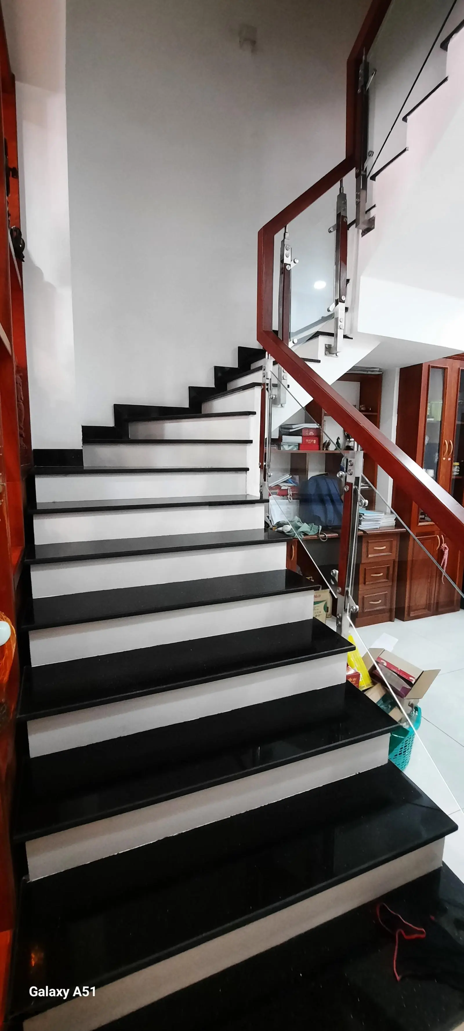 Bán nhà 1 trệt 3 tầng đường 182, Tăng Nhơn Phú A, Q9
