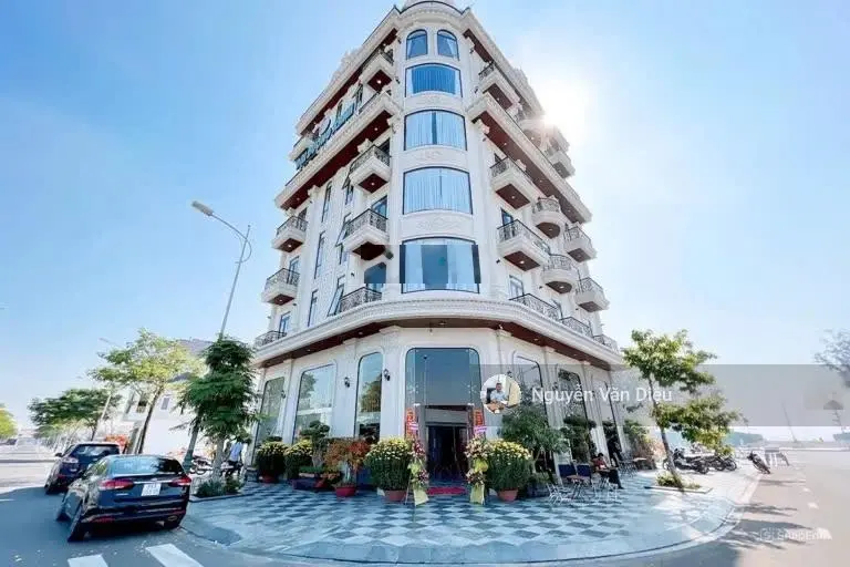 NGỘP!Cần Bán Tòa Nhà Góc 2 mặt tiền Đường Quang Trung Q.GV DT 15x28m Hầm 7 tầng HĐT 300tr giá 60 tỷ