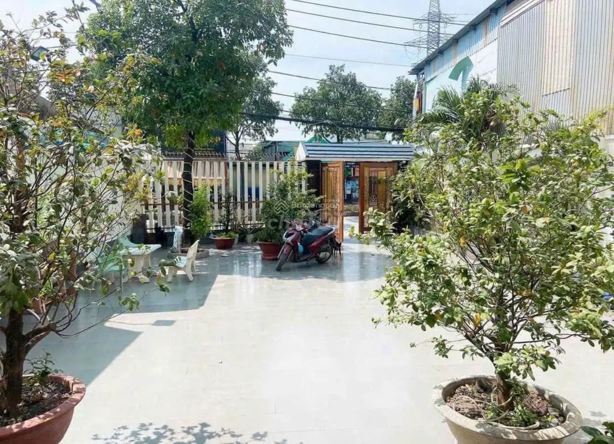 Bán nhà mặt tiền Đường 61, Phước Long B, Thành Phố Thủ Đức. Dt: 340m2/34 tỷ