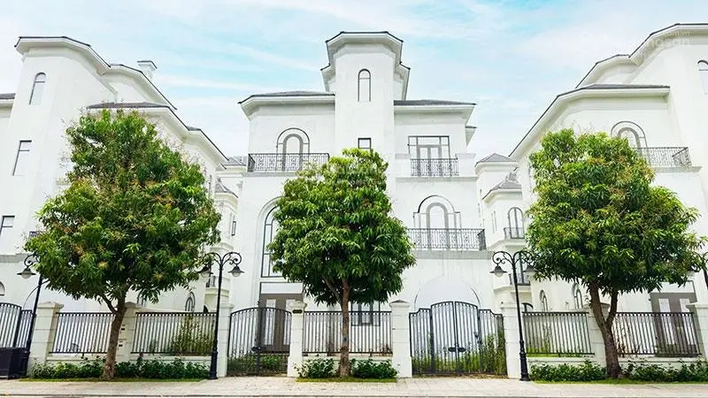 Tài chính 20 tỷ có nên đầu tư bất động sản tại Vinhomes Ocean Park 1 2 3 trong năm 2025 hay không?