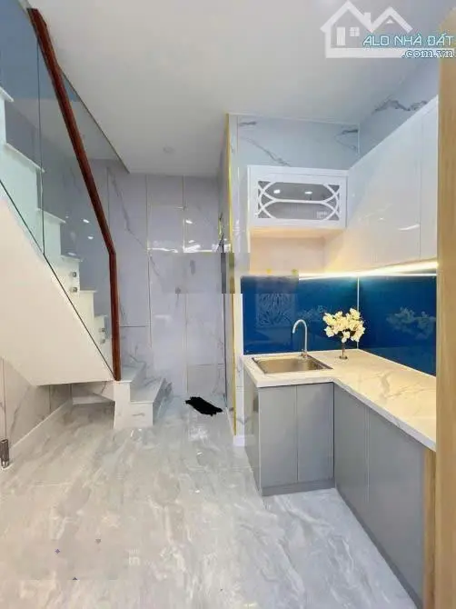 Siêu phẩm Quận 3 _ Bán nhanh căn nhà nhỏ siêu phẩm Quận 3 _ Bán nhanh căn nhà nhỏxinh SHRGiá 1tỷ650