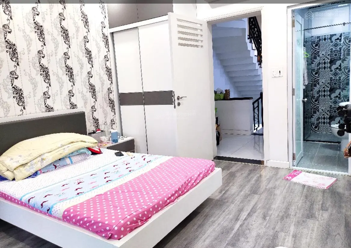 Mtkd cực đẹp-đối diện city land-chất lượng xd siêu đỉnh-1 phút tới lotte mart-4 tầng hẻm 8m, 11.xtỷ