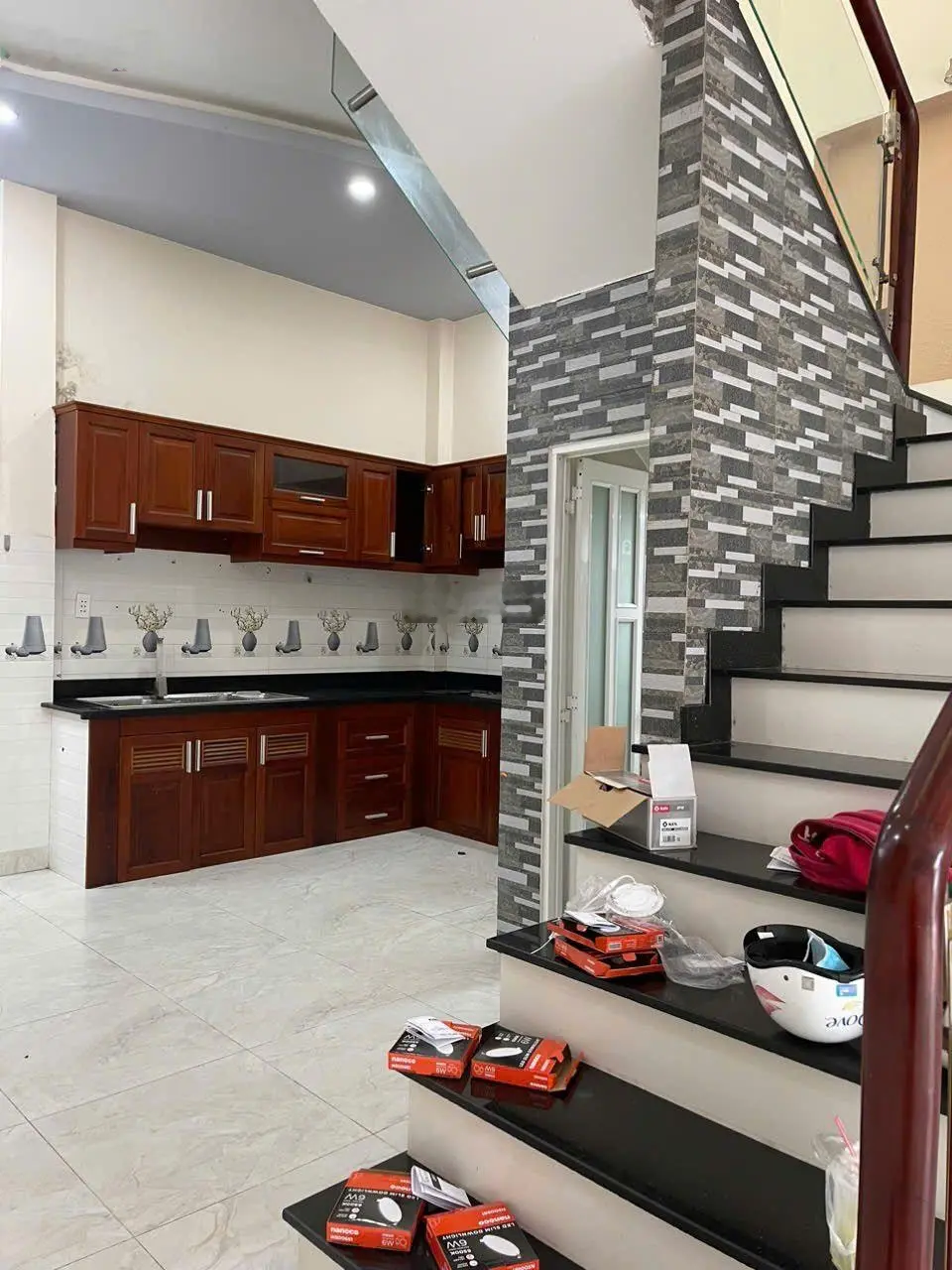 Bán nhà đường số 8 , phường Linh Xuân, hẻm xe hơi. Nhà 1 trệt 2 lầu. Giá siêu TỐT 5 tỷ