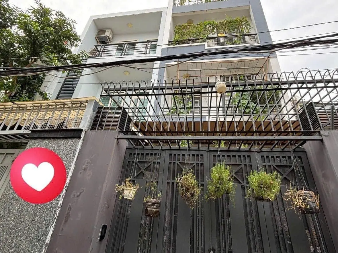 Nhà trung tâm hẻm Phước Long B , Q9 DT 4m x 15 m ( 60 m ) sàn 147 m )