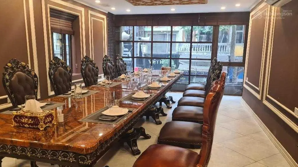 BÁN NHANH NHÀ MẶT PHỐ ĐỖ QUANG 62M2-5 TẦNG-LÔ GÓC- 1 MẶT PHỐ 1 MẶT NGÕ-VỈA HÈ- ÔTÔ TRÁNH KINH DOANH