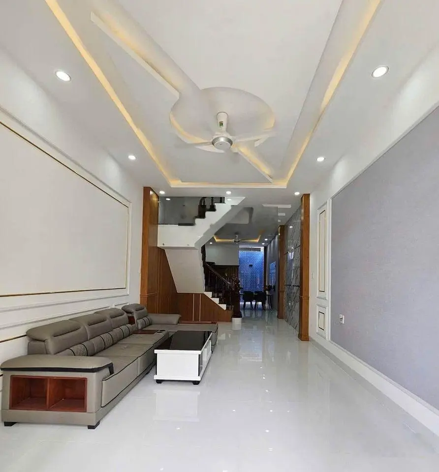 Bán gấp nhà vừa xây xong giá thương lượng 2 tỷ 750 ở Thuận Giao