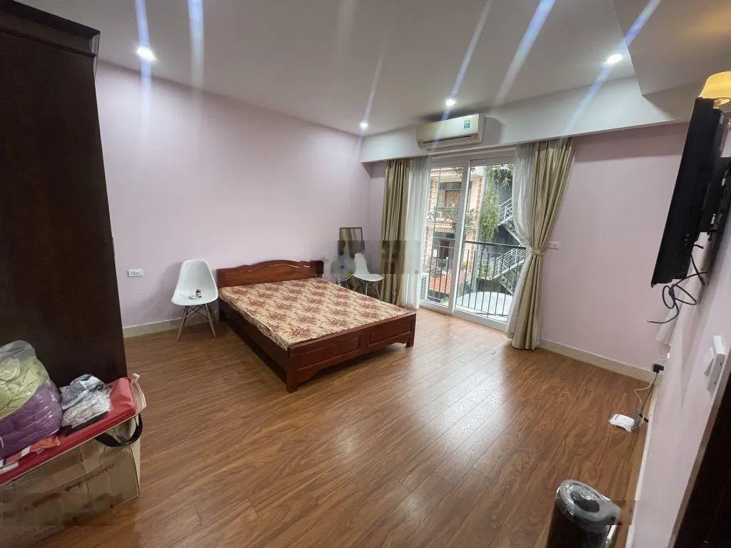 Nhà mặt phố Đặng Thai Mai Quảng An Tây Hồ, để ở hoặc kinh doanh nhà hàng quán bar siêu đỉnh