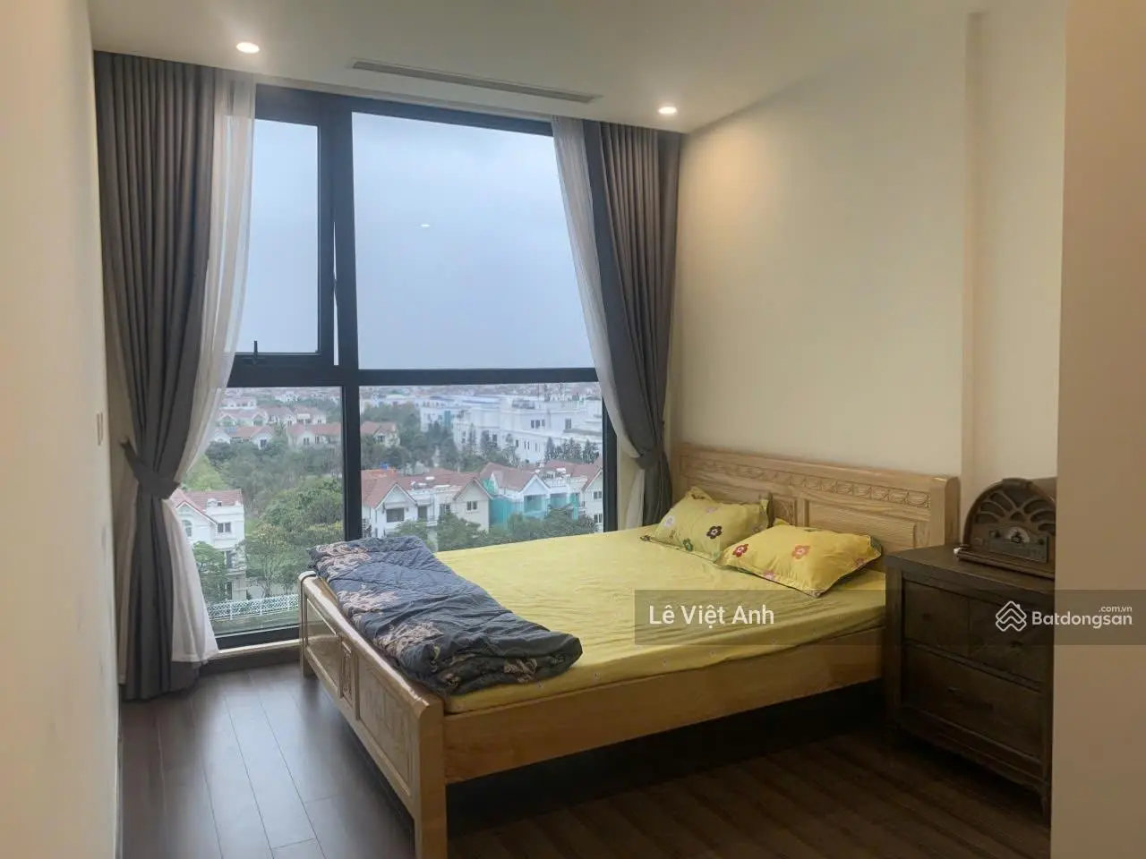 Bán căn hộ 2PN Vinhomes Symphony Riverside Long Biên, view bể bơi, biệt thự đẳng cấp, giá tốt