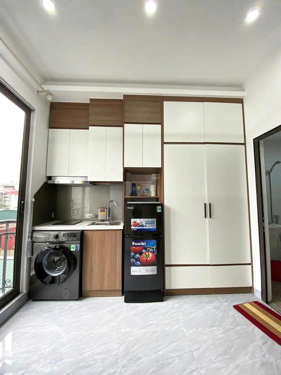 Bán gấp tòa CHDV Chùa Bộc 22 phòng, DT 100tr/th, ngõ ô tô đỗ, 20m ra phố, thang máy, 70m2