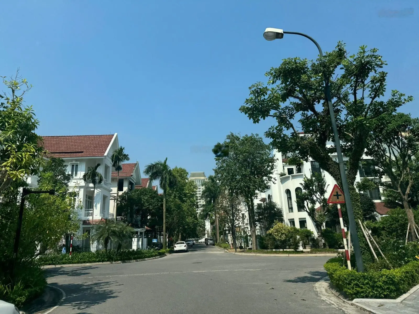 Bán biệt thự Ciputra tích 200m2, 5 phòng ngủ, 4 phòng tắm
