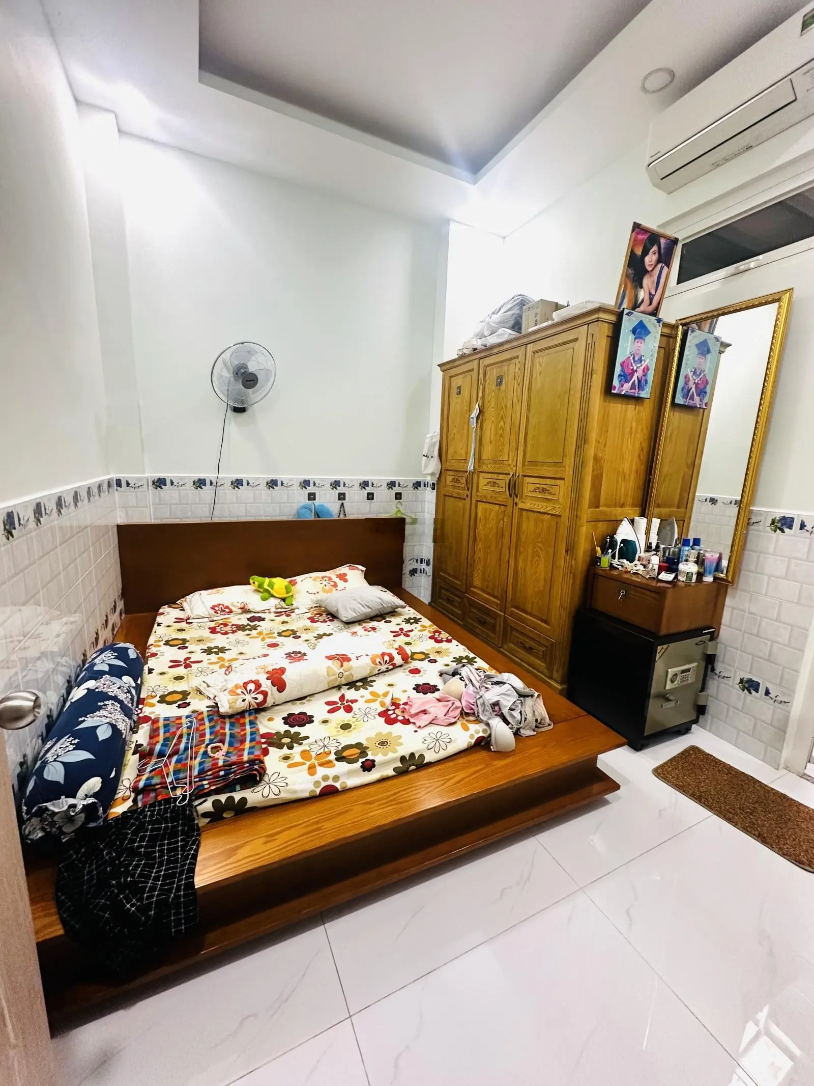 Nhà đẹp 3 tầng - Dọn vào ở ngay - Ô tô ngủ trong nhà - Hoàn công chuẩn