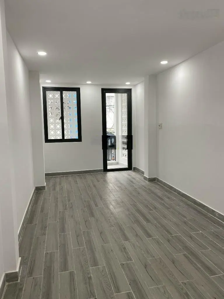Bán nhà lam sơn phú nhuận - 54m2 - hẻm 8m - khu vực hiếm nhà bán , chỉ 8.xtỷ - cho thuê 21tr/th