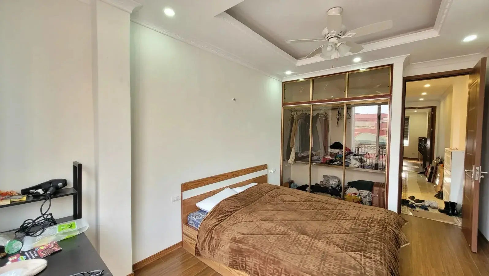 Siêu hiếm nhà phân lô Hoàng Đạo Thành, Thanh Xuân 40/60m2 x 4t, gara, thang máy giá chỉ 12,8 tỷ