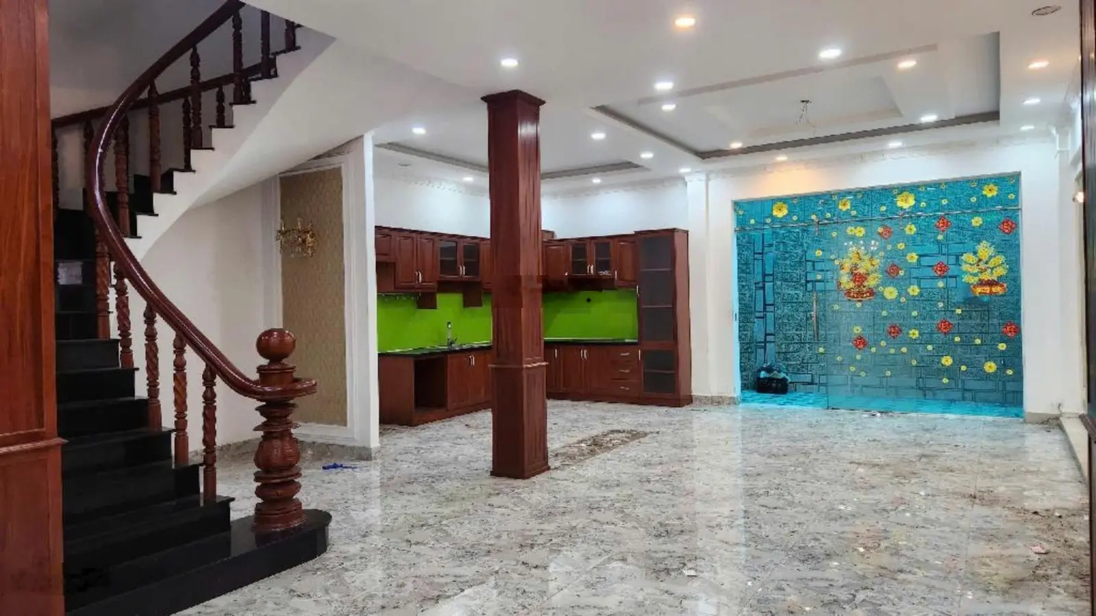 Bán nhà mặt tiền sau chợ đầu mối ,phường bình chiểu, giá 10,2 tỷ, 130m2, ngang hiếm 7m, 5pn